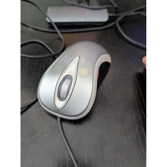 Microsoft Comfort Optical 3000 Mouse - Picture 4 of 6